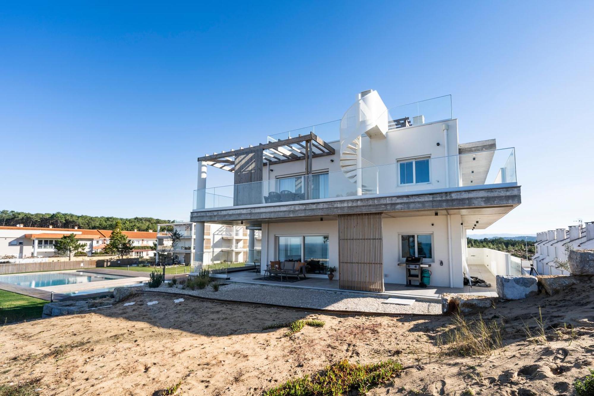 Mar A Vista - Condominium With Pool, Gym And Sea Views Nazare Room photo